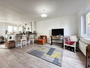 Lounge- click for photo gallery